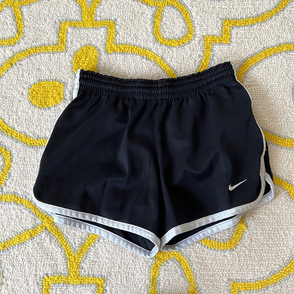 🖤Nike Shorts🖤 Sz M